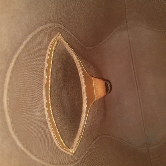 Louis Vuitton Ellipse PM Monogram - Picture 12 of 14